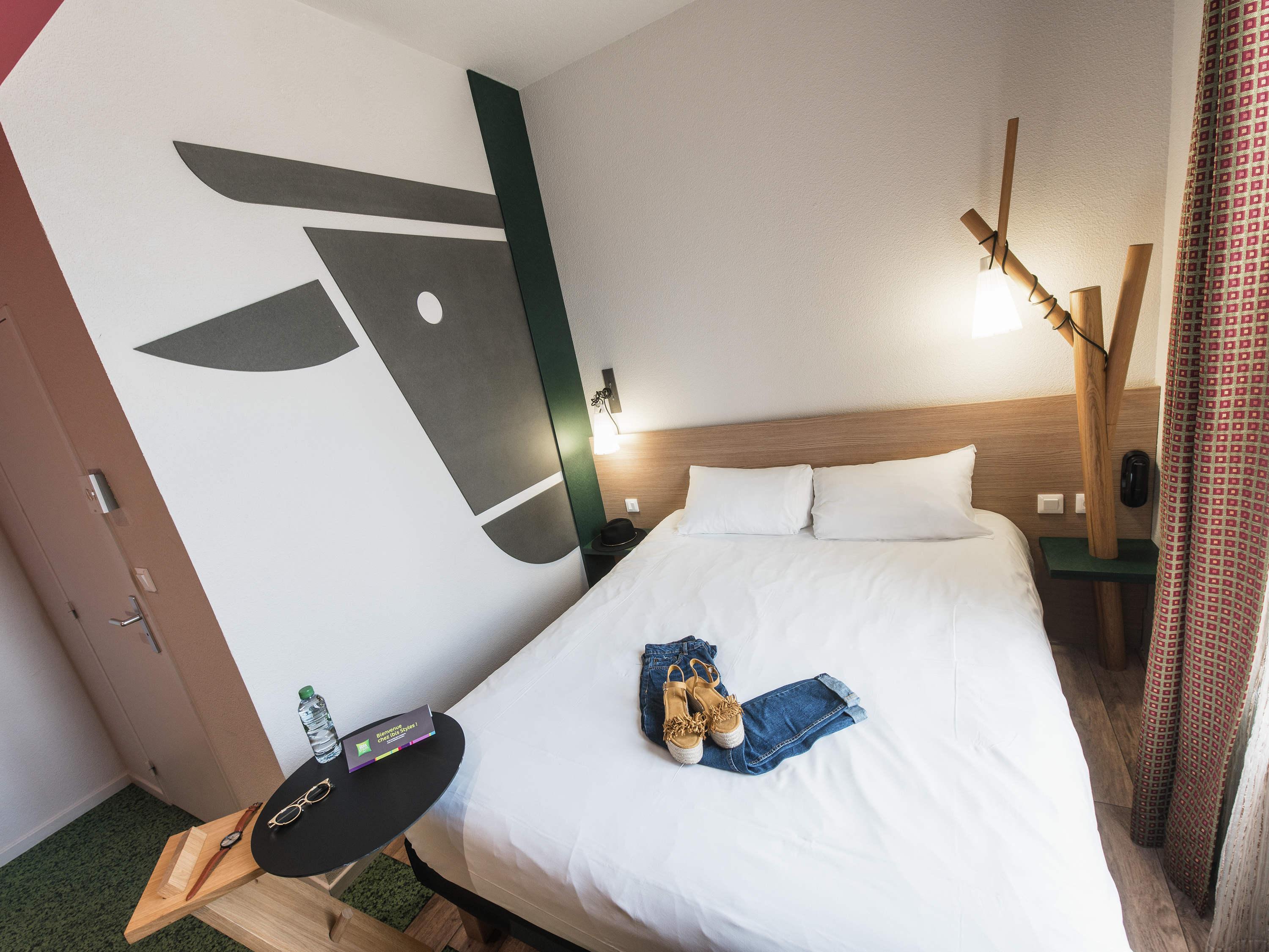 Отель Ibis Styles Moulins Centre Экстерьер фото