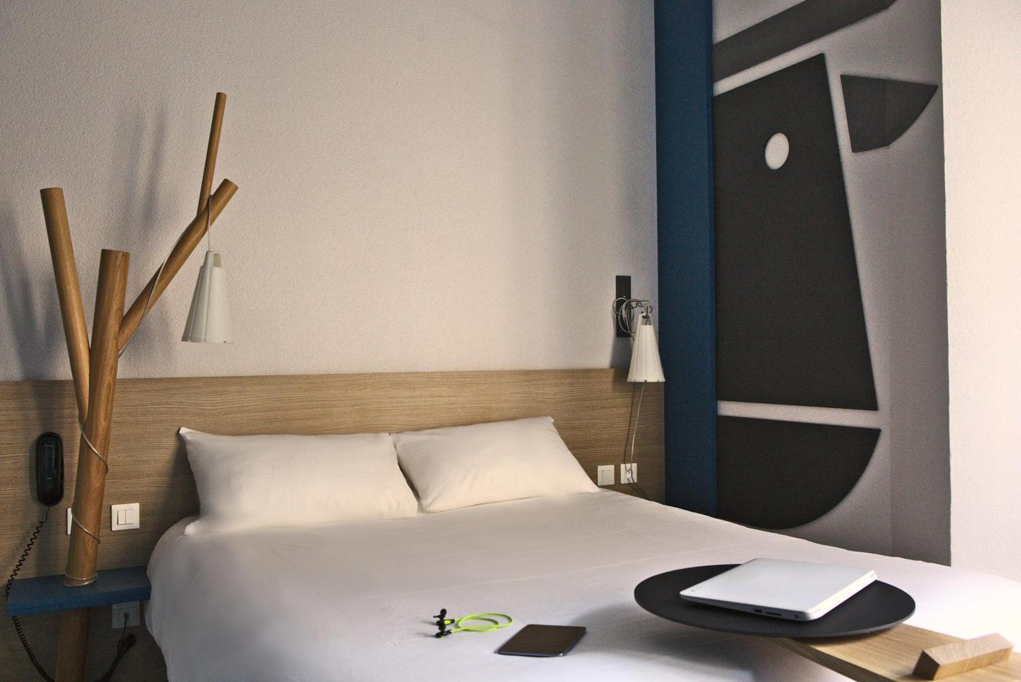 Отель Ibis Styles Moulins Centre Экстерьер фото