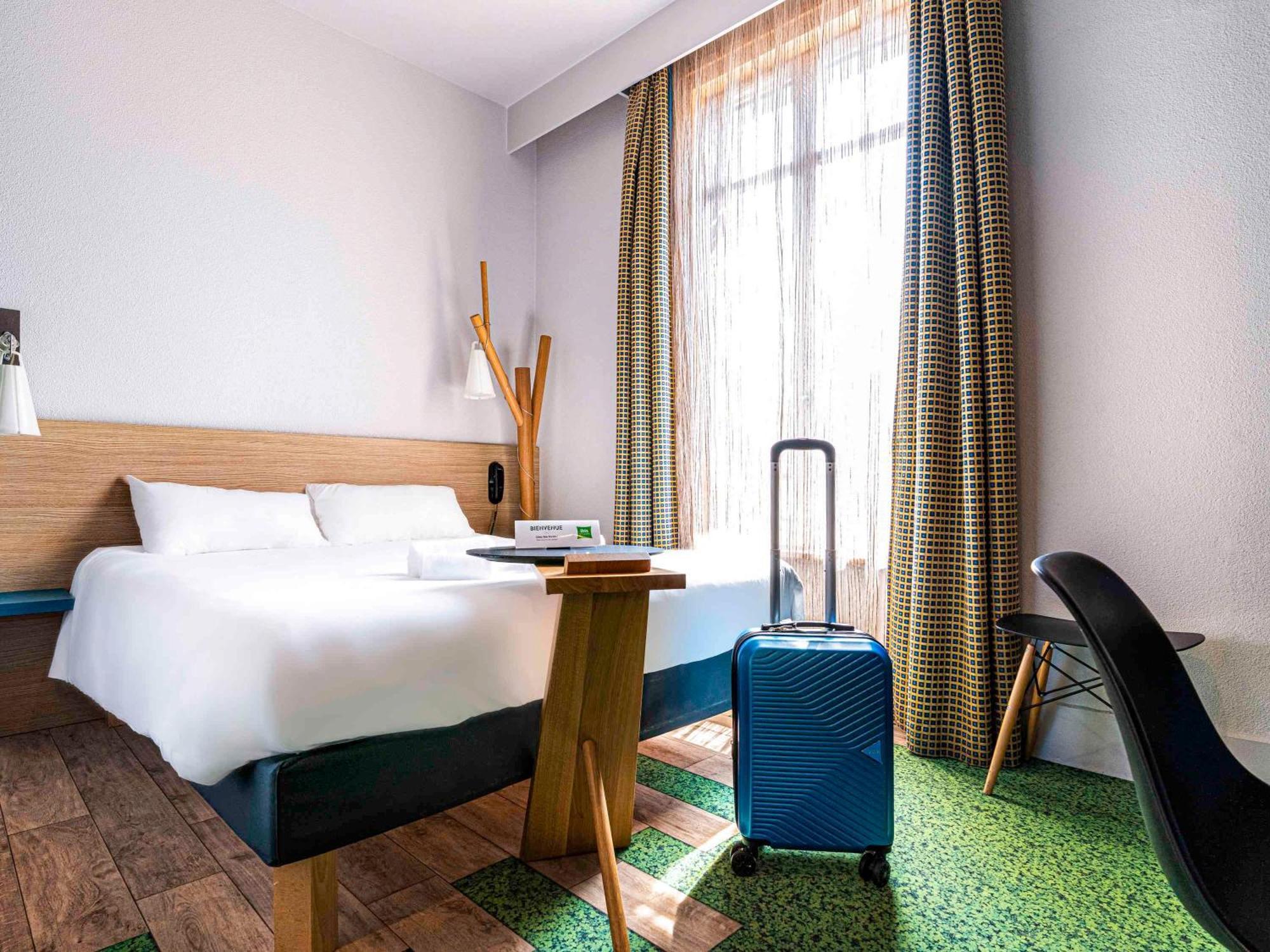 Отель Ibis Styles Moulins Centre Экстерьер фото