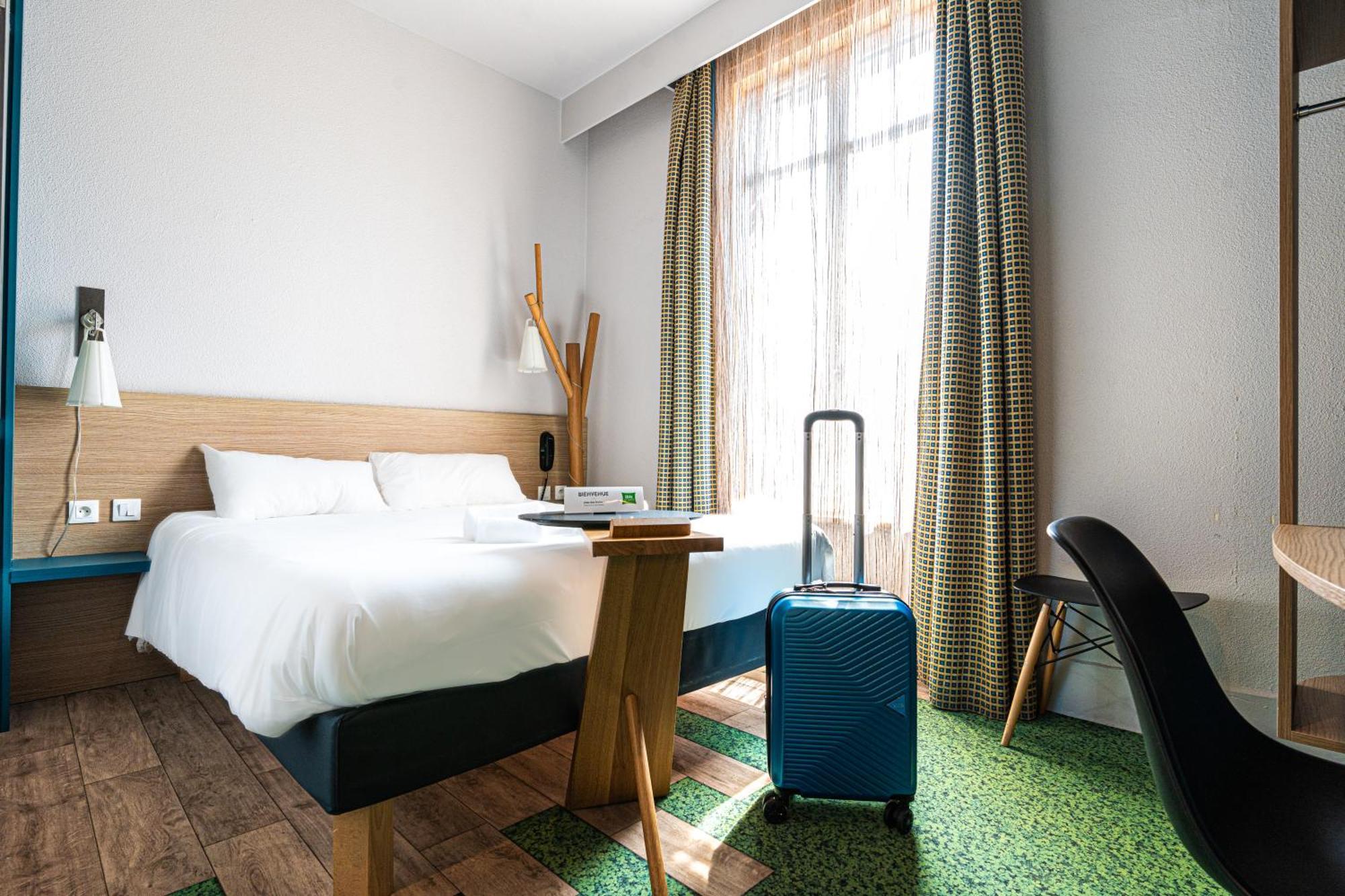 Отель Ibis Styles Moulins Centre Экстерьер фото