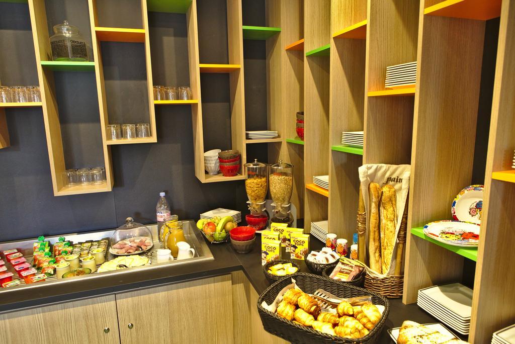 Отель Ibis Styles Moulins Centre Экстерьер фото